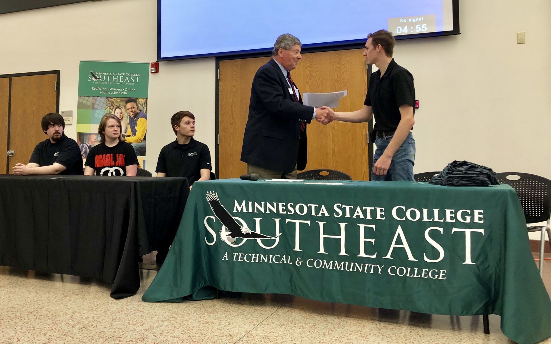 REACH signing day